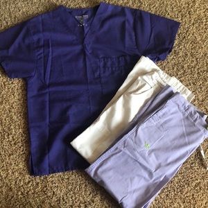 Scrubs bundle - a shirt & 2 pants